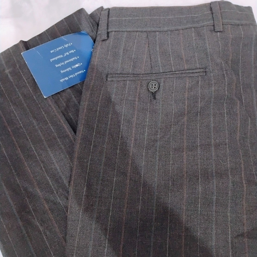 Towncraft Mens Pinstripe Dress Pants Charcoal Grey Straight Leg 34x32 NWT USA G